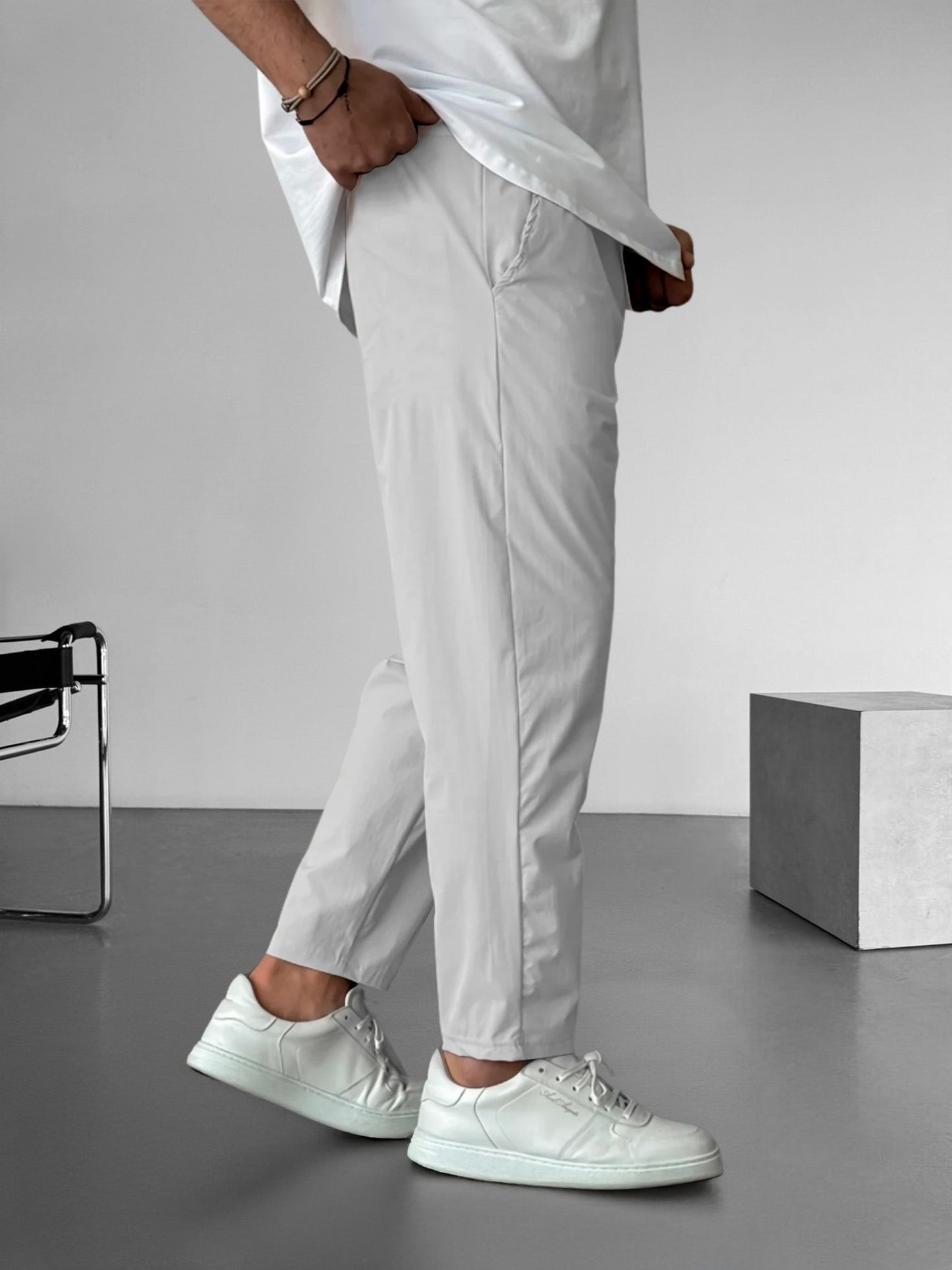 Essential Drawstring Trousers
