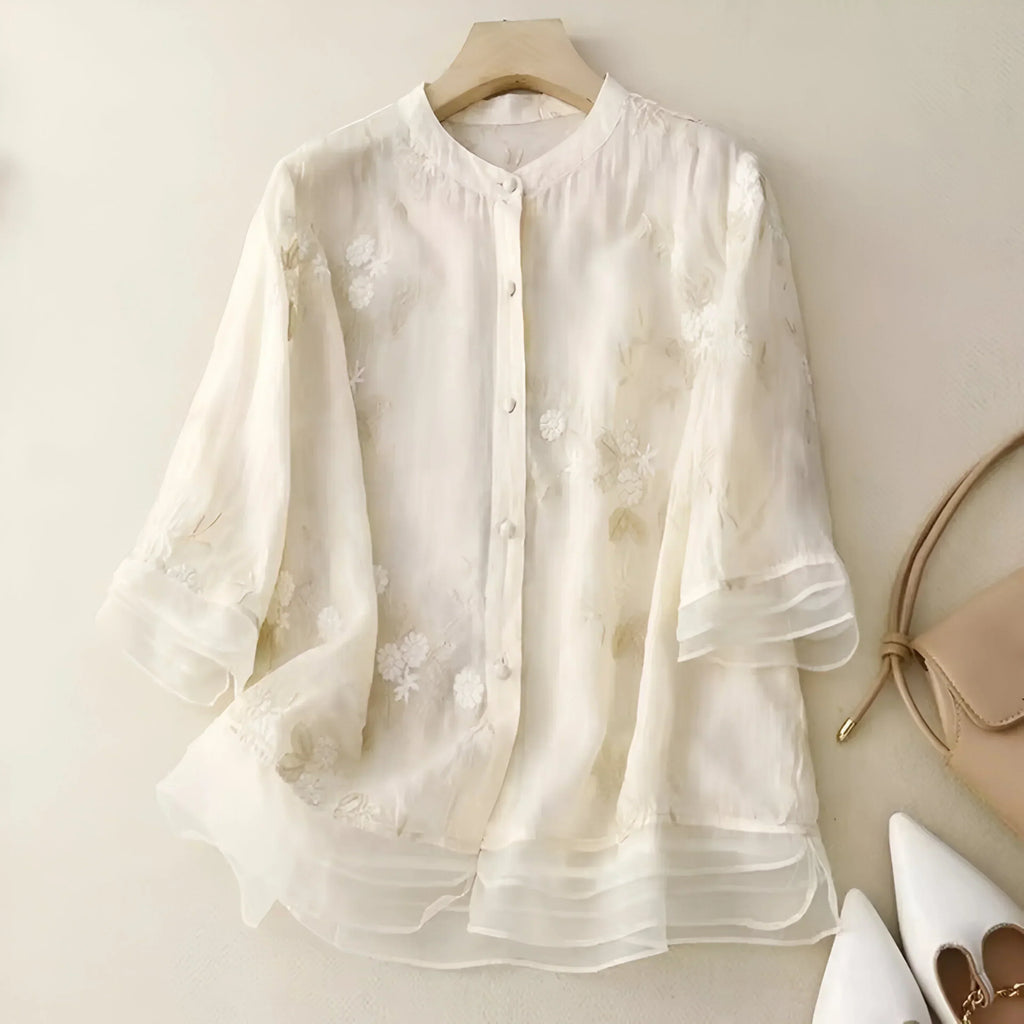 Nellie™ | Elegant Top with Embroidered Flowers