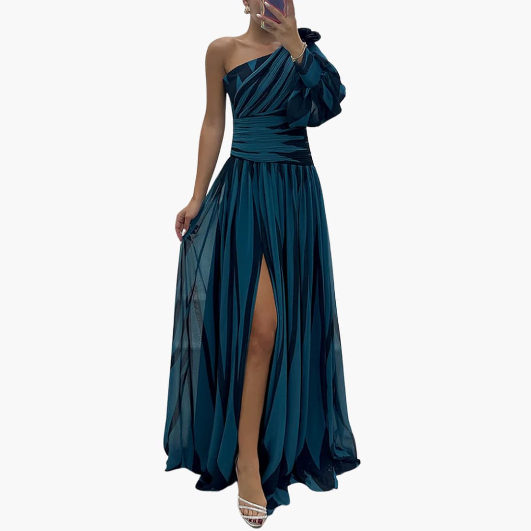 Carla – Elegant One-Shoulder Maxi Dress with Stripes
