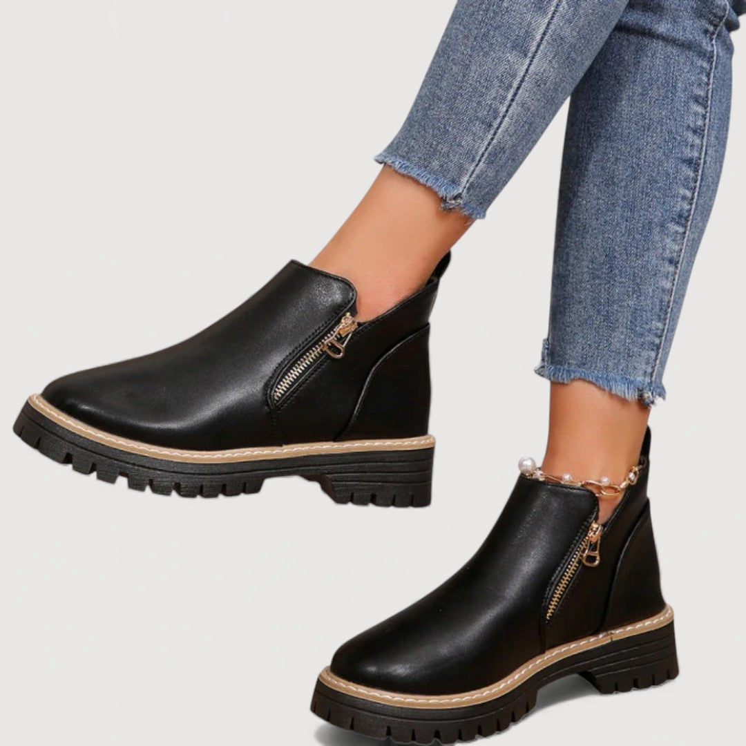 MERELISE – SUPPORTIVE ANKLE BOOTS