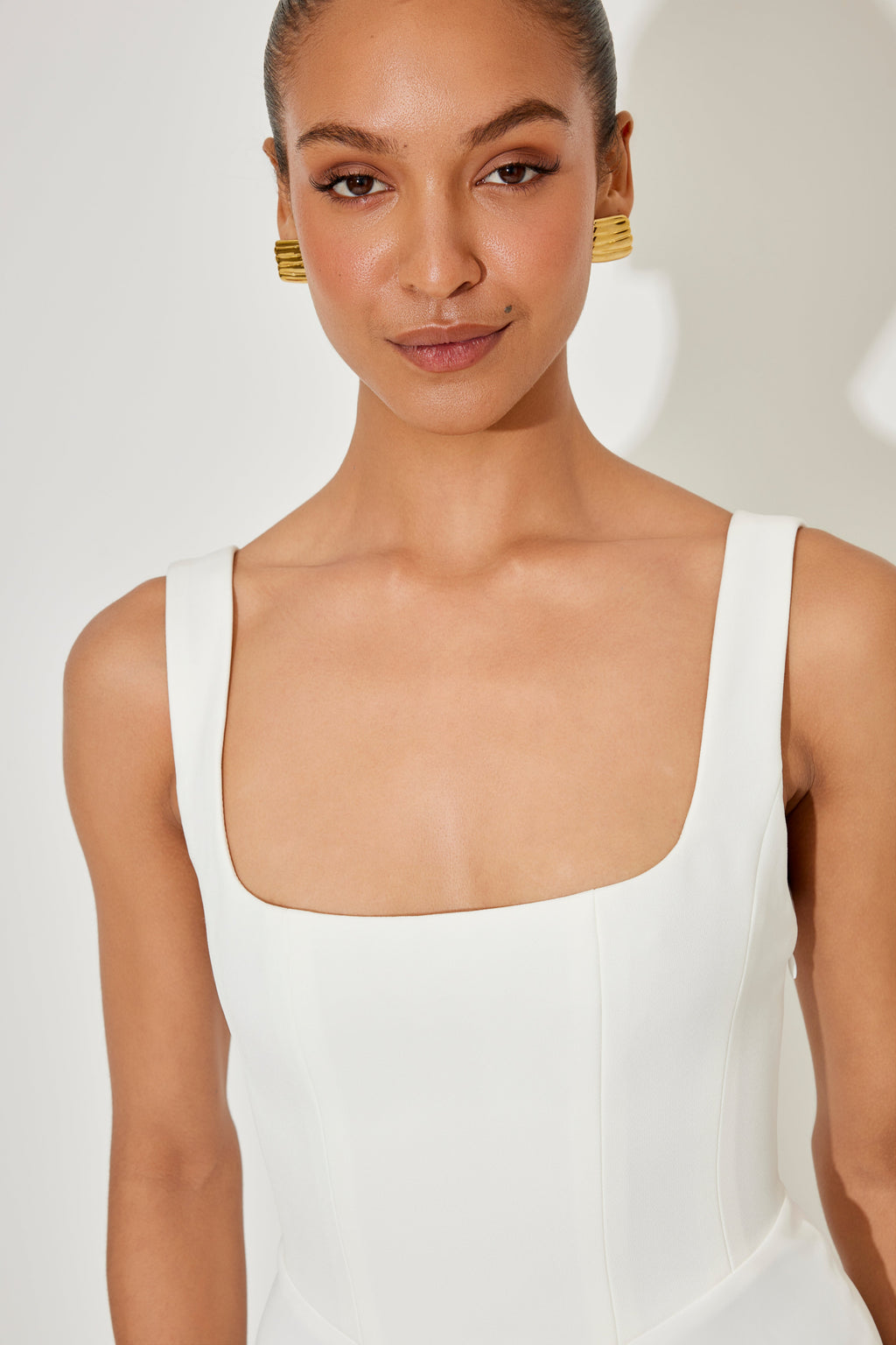 Amelia | Timeless Flowing Midi Dress
