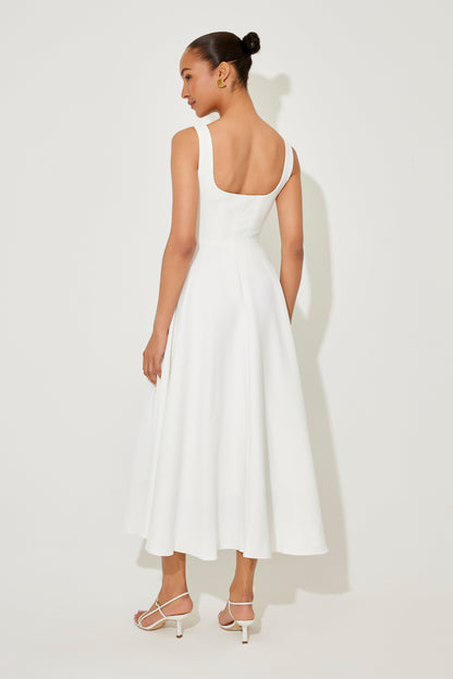 Amelia | Timeless Flowing Midi Dress