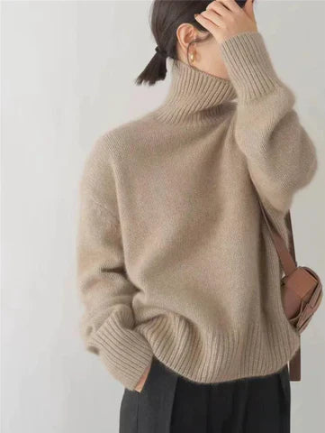 Élise – Elegant Cashmere Turtleneck Sweater