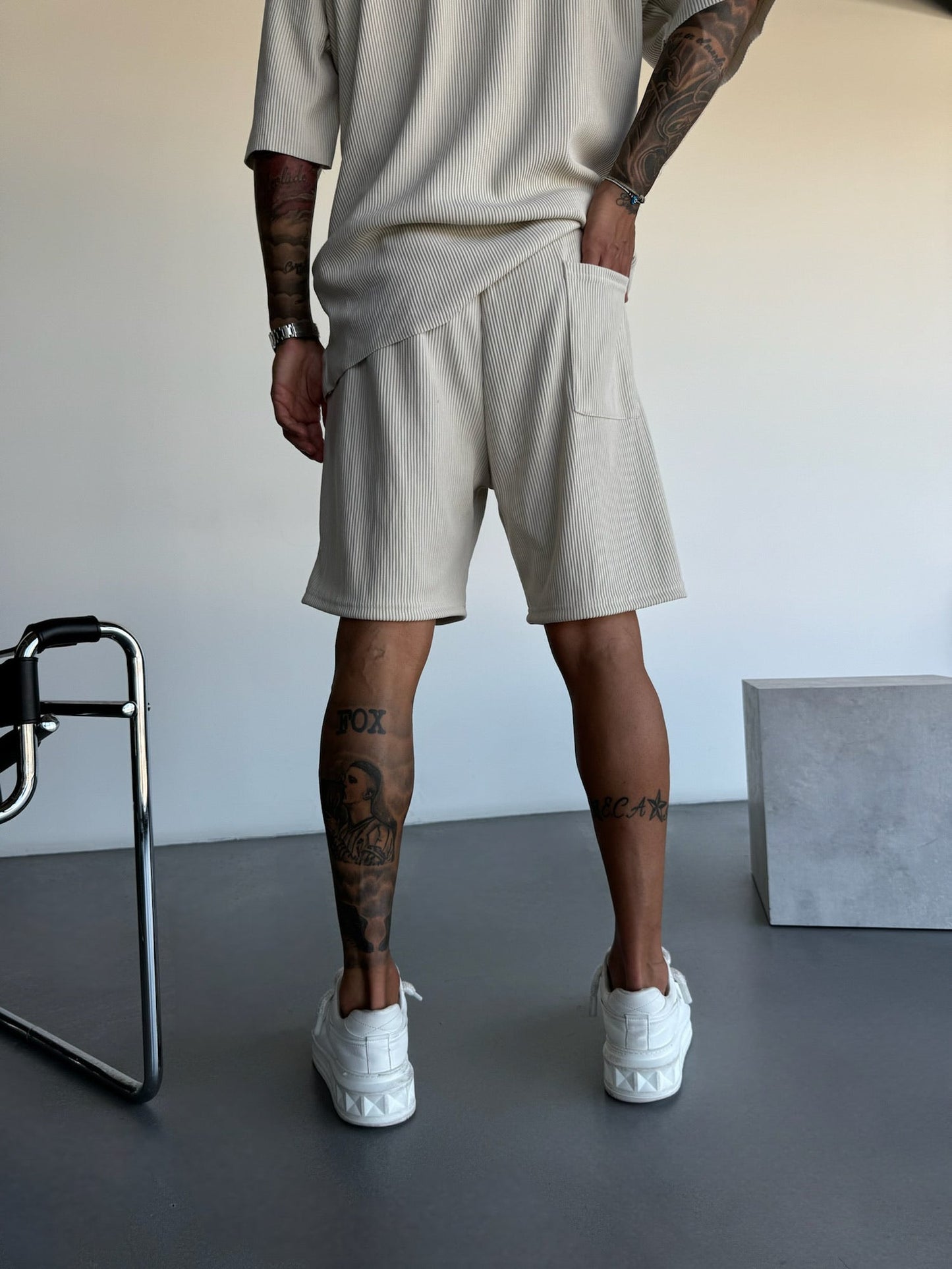 Loose Fit Cord Shorts - Grey