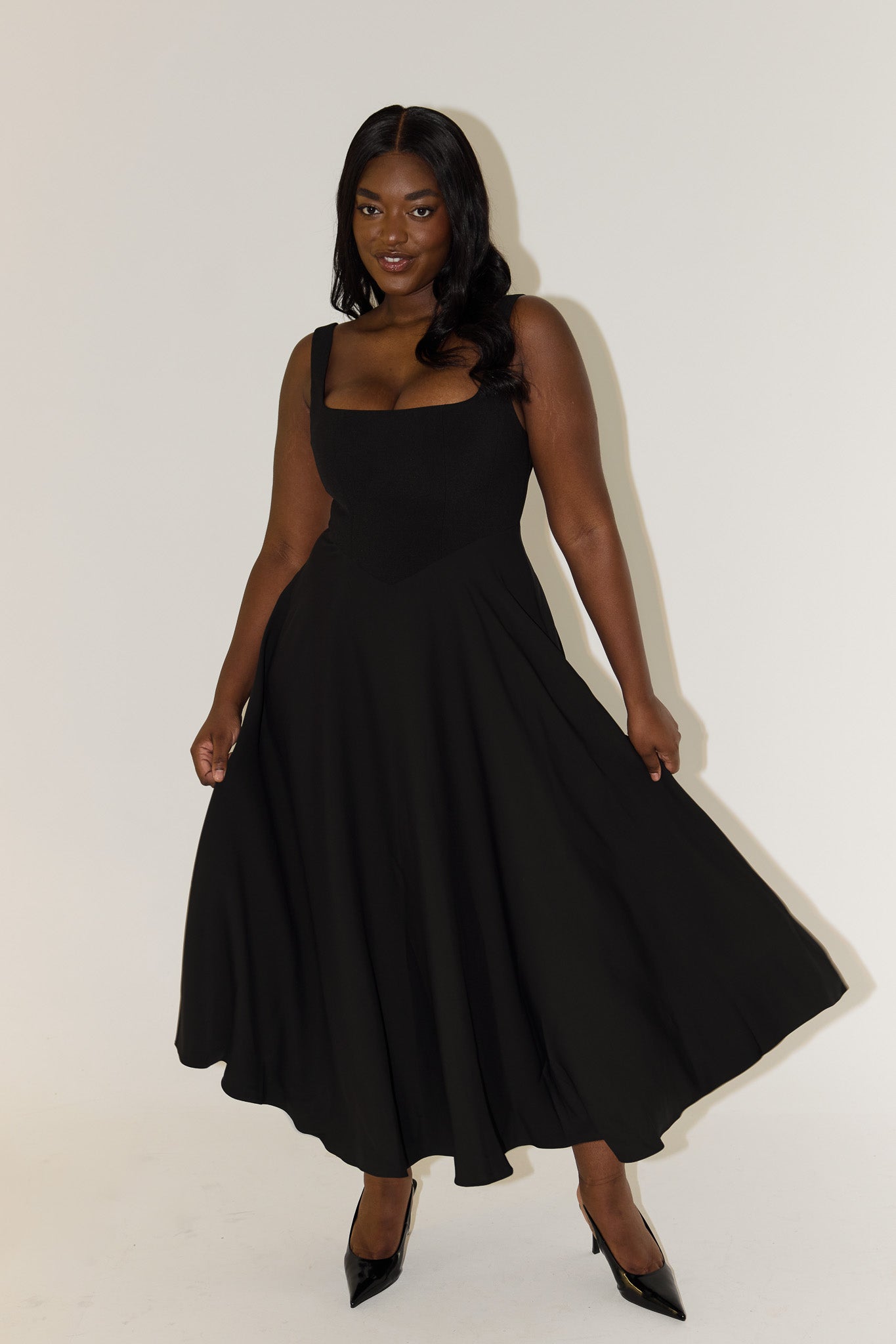 Amelia | Timeless Flowing Midi Dress