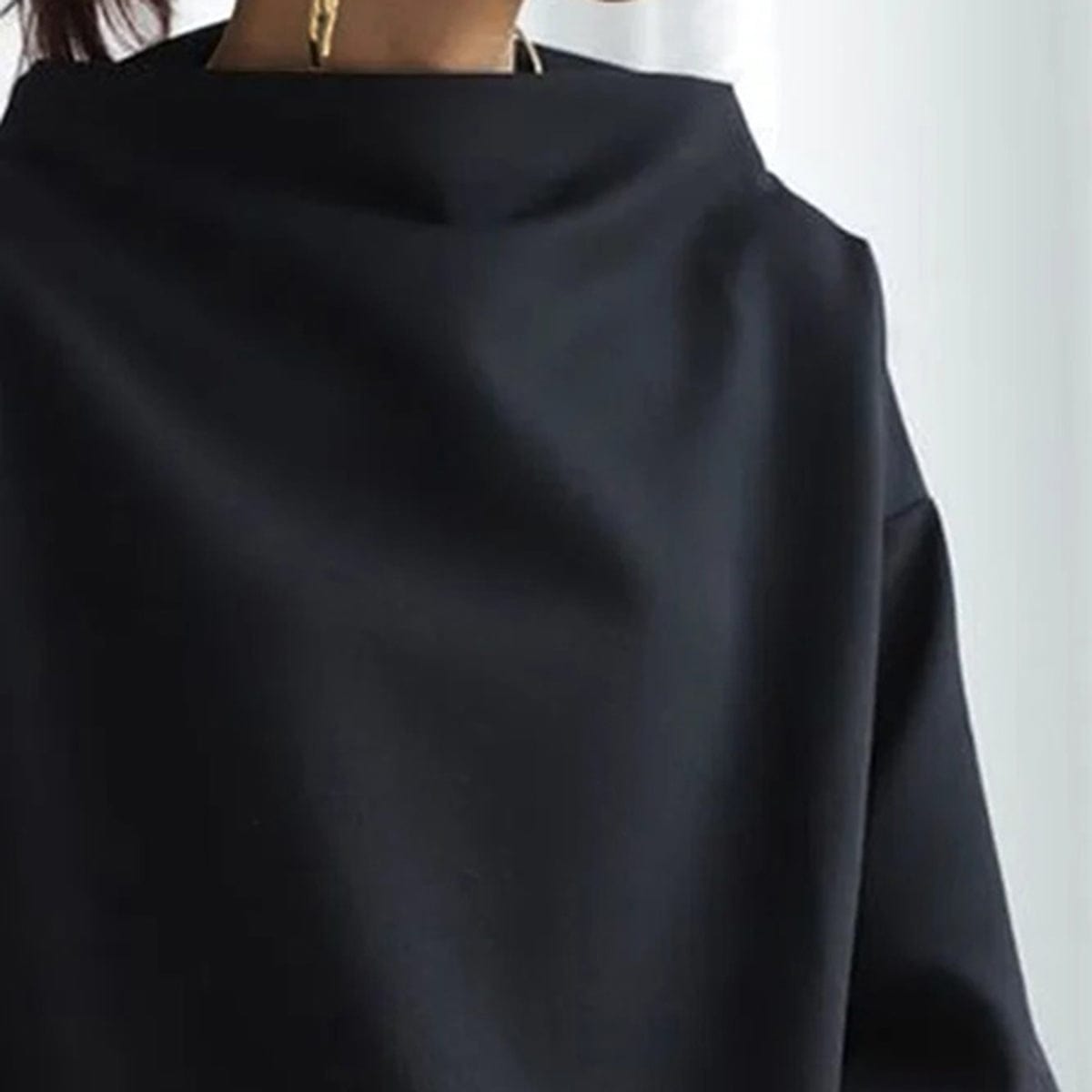 Margot – High-Neck Soft Knit Top