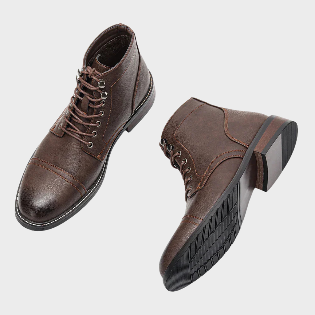 Dakota | Classic Derby Boots