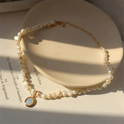 Pendant Pearl Necklace