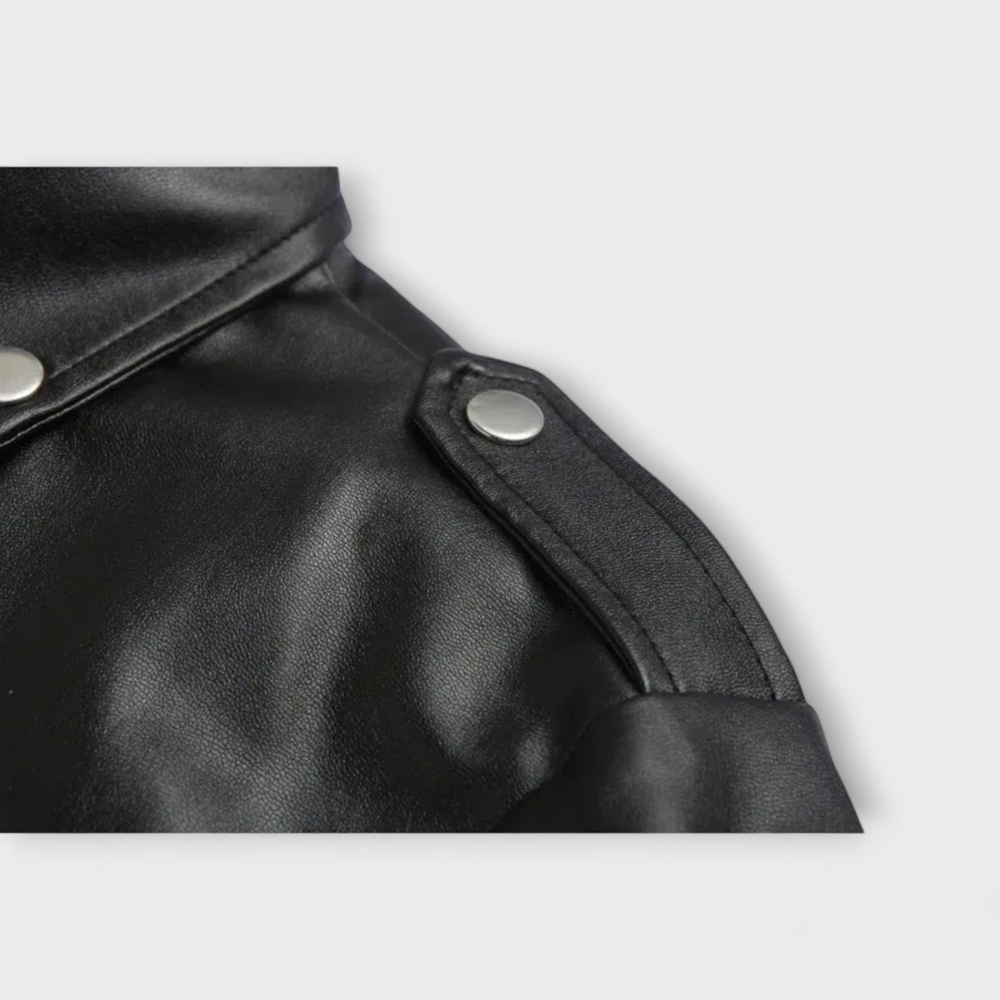 Elegant bomber jacket