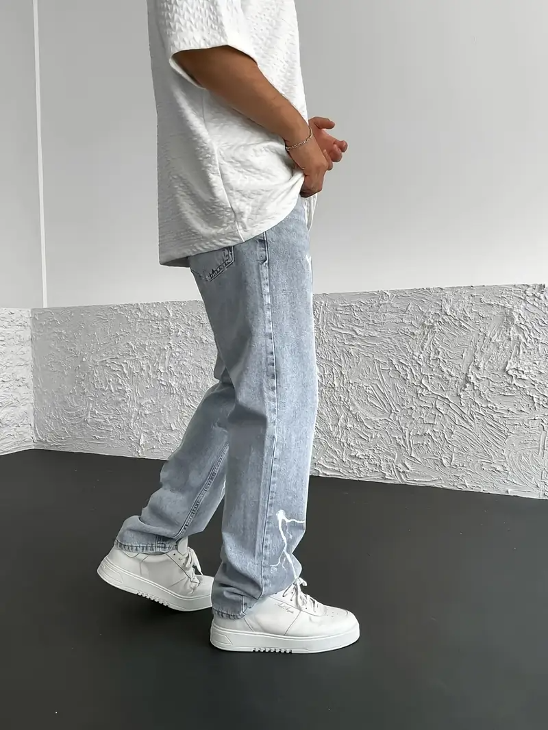 Lightning Print Relaxed-Fit Jeans - Light Blue