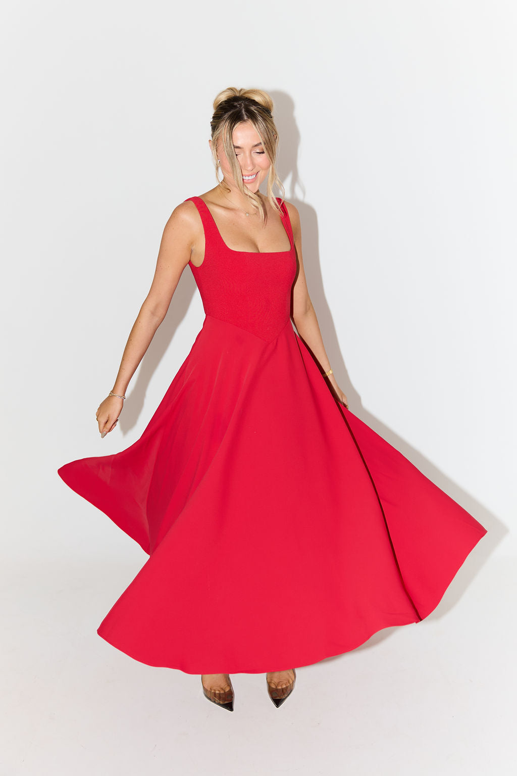 Amelia | Timeless Flowing Midi Dress