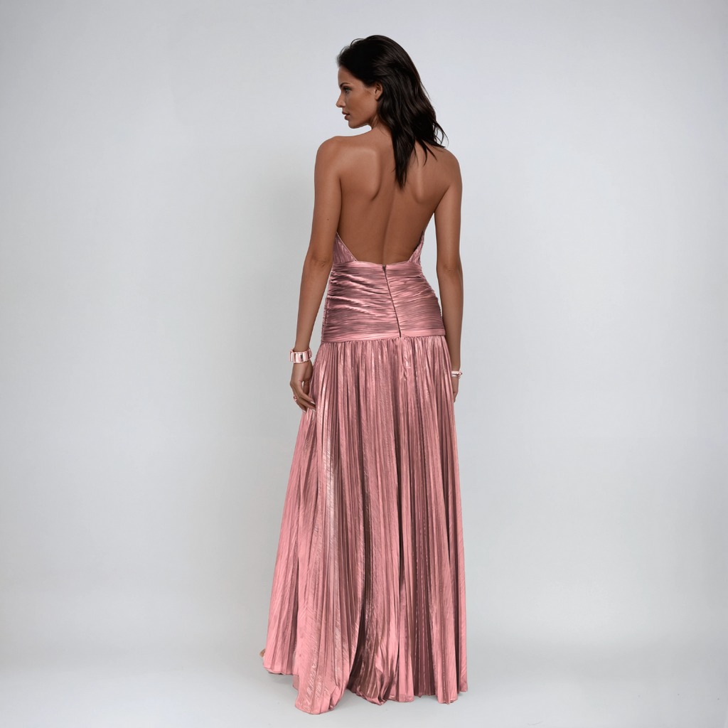 Emma – Nighttime Elegance