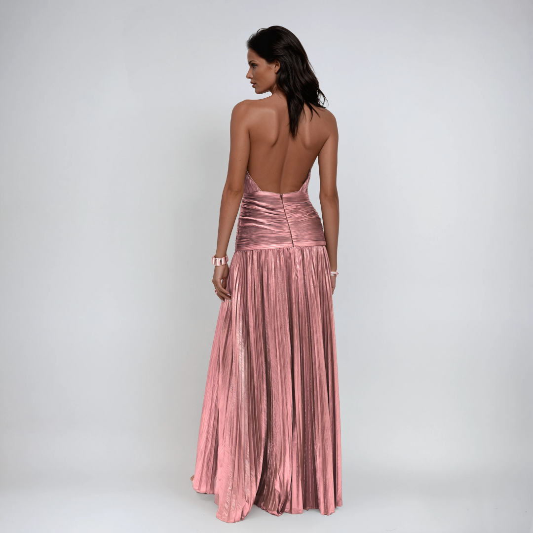 Emma – Nighttime Elegance